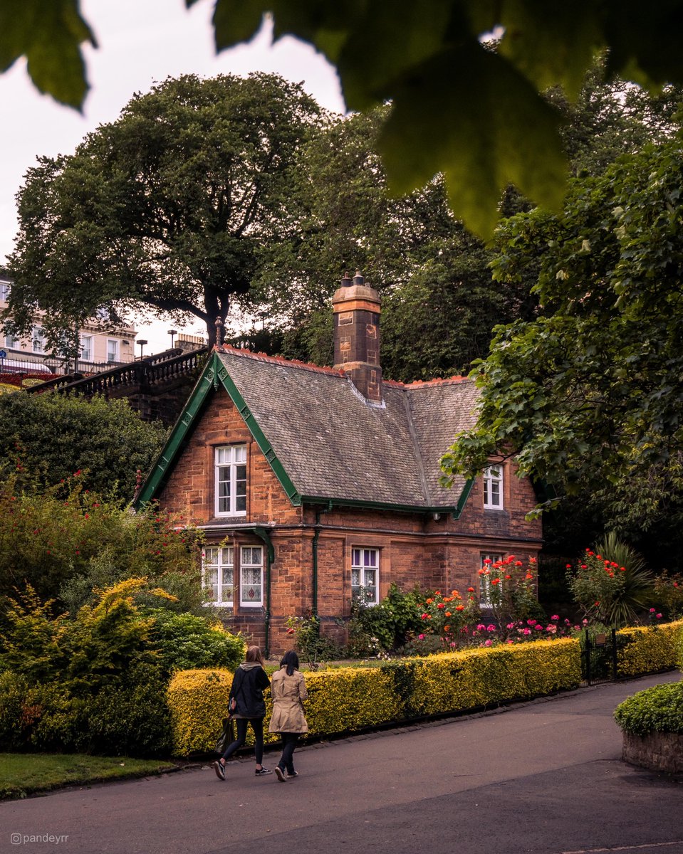 silenttearthh's tweet photo. Edinburgh, Scotland https://t.co/ercNBT4Zil