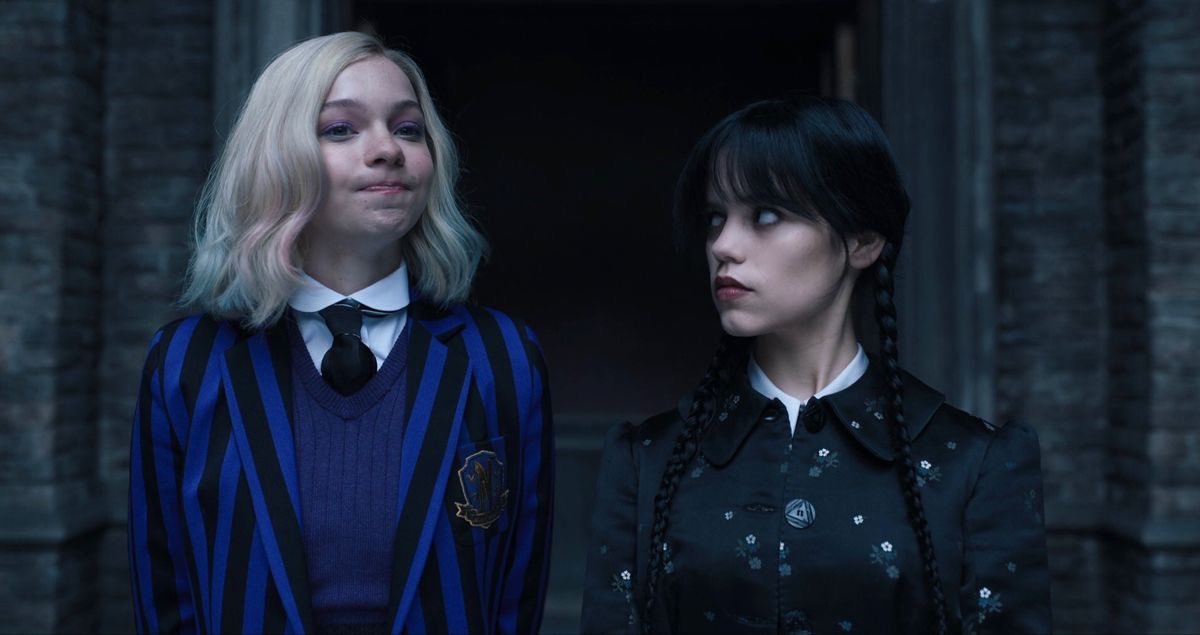 emamyerswifee's tweet photo. The height differences in Season 1 is so diabolical 😭 https://t.co/EYkfa0F3Pf