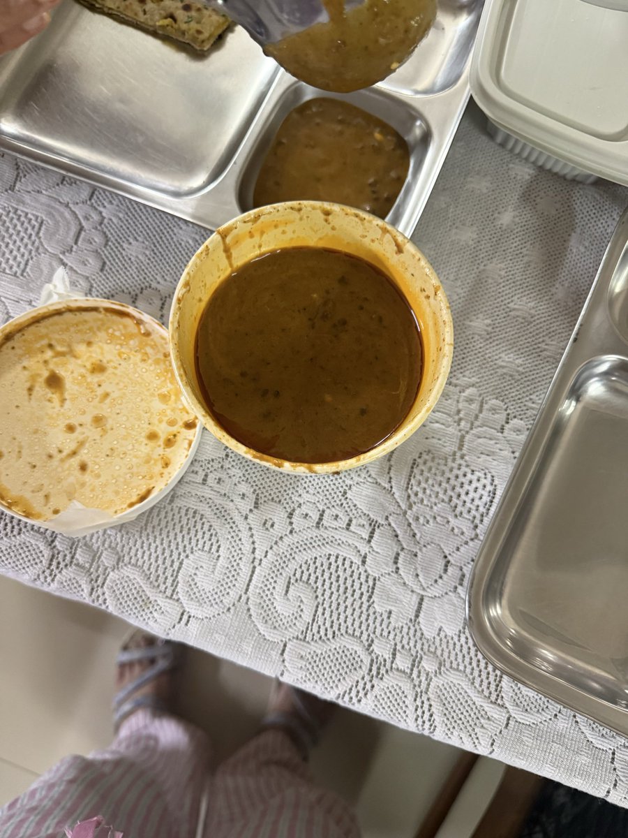 KodeSwapana's tweet photo. You send us half orders @SwiggyCares and then ask us to wait 6 to
8 hours. How irrational is this. You want to charge and dont send https://t.co/5BtrDjrYD9