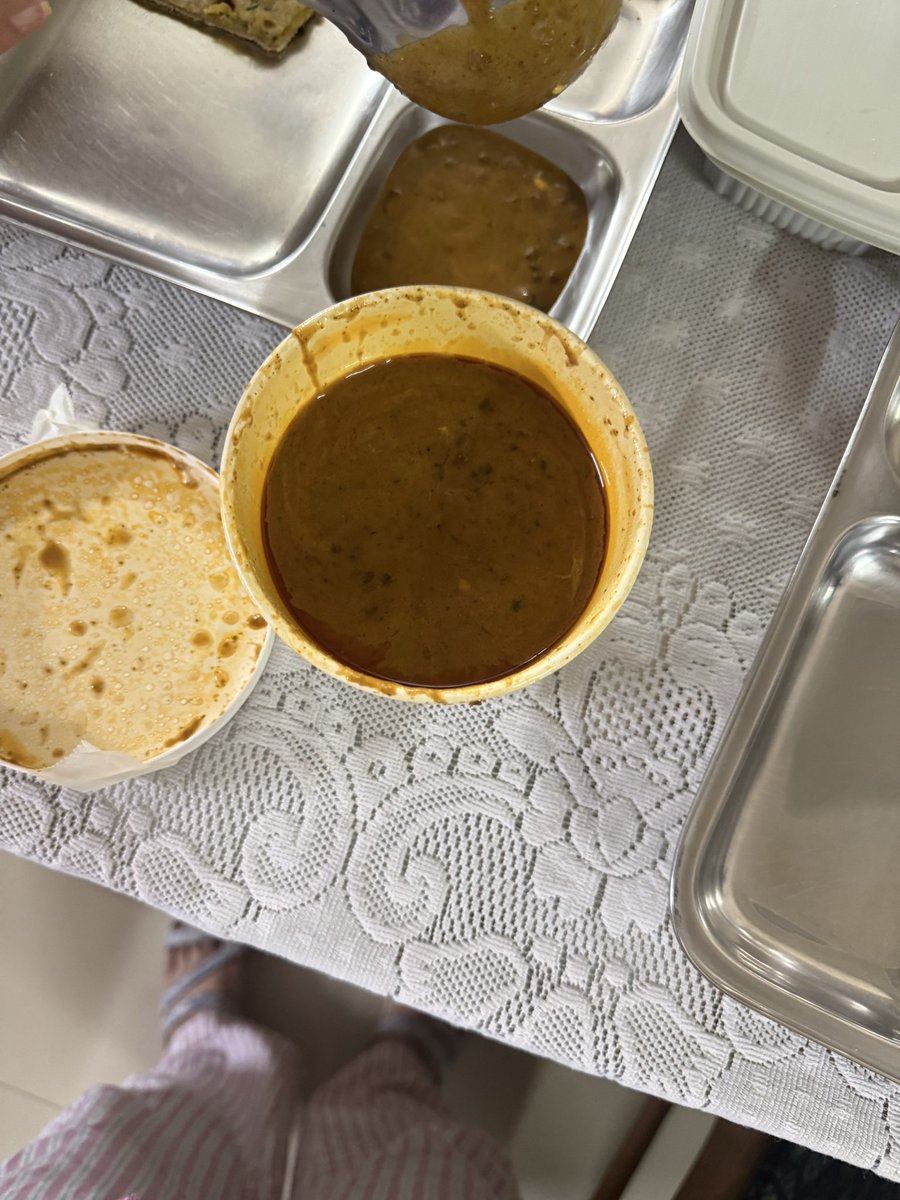 KodeSwapana's tweet photo. You send us half orders @SwiggyCares and then ask us to wait 6 to
8 hours. How irrational is this. You want to charge and dont send https://t.co/5BtrDjrYD9