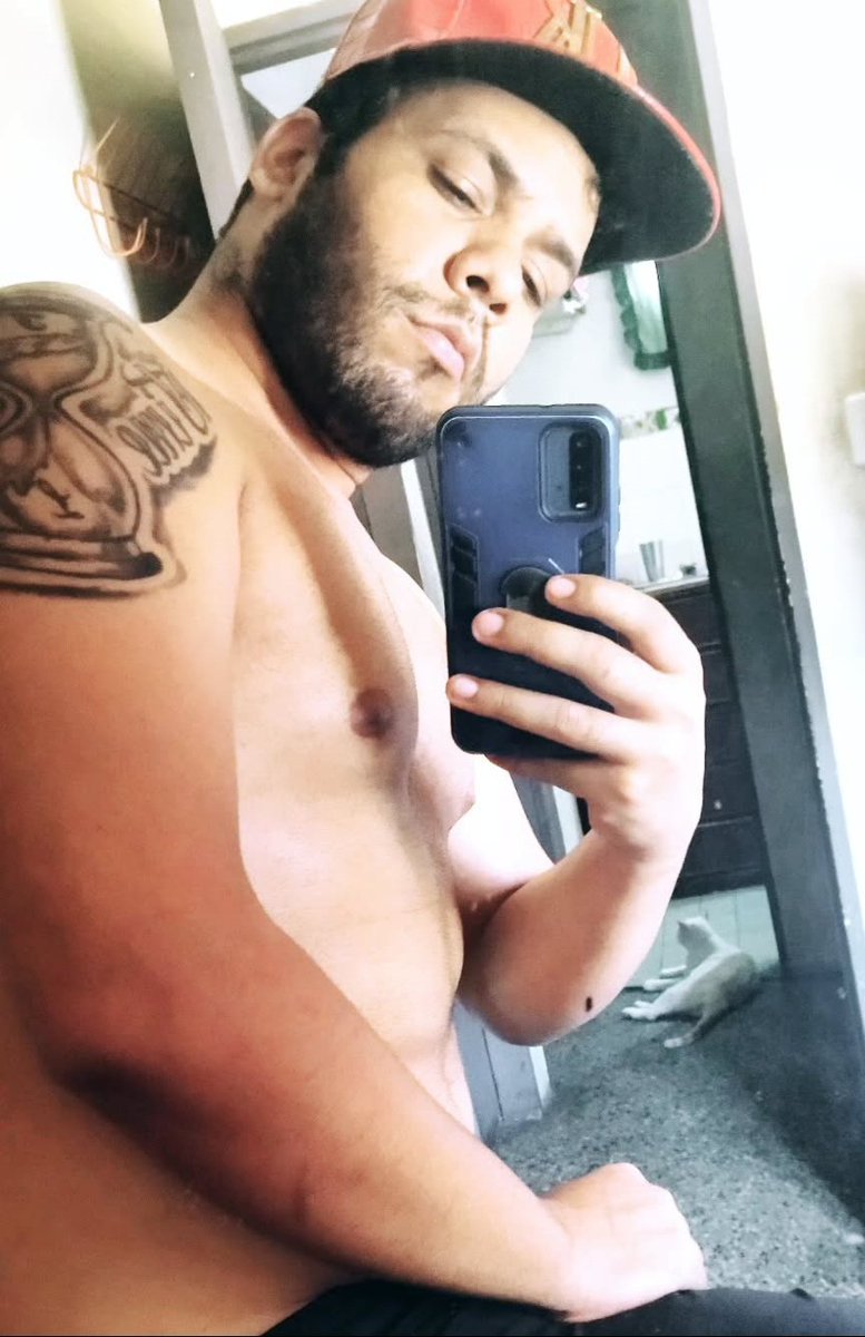 Karkatonus's tweet photo. #Buendia #Boy #venezuela #tendencia https://t.co/fpS15xWPYM