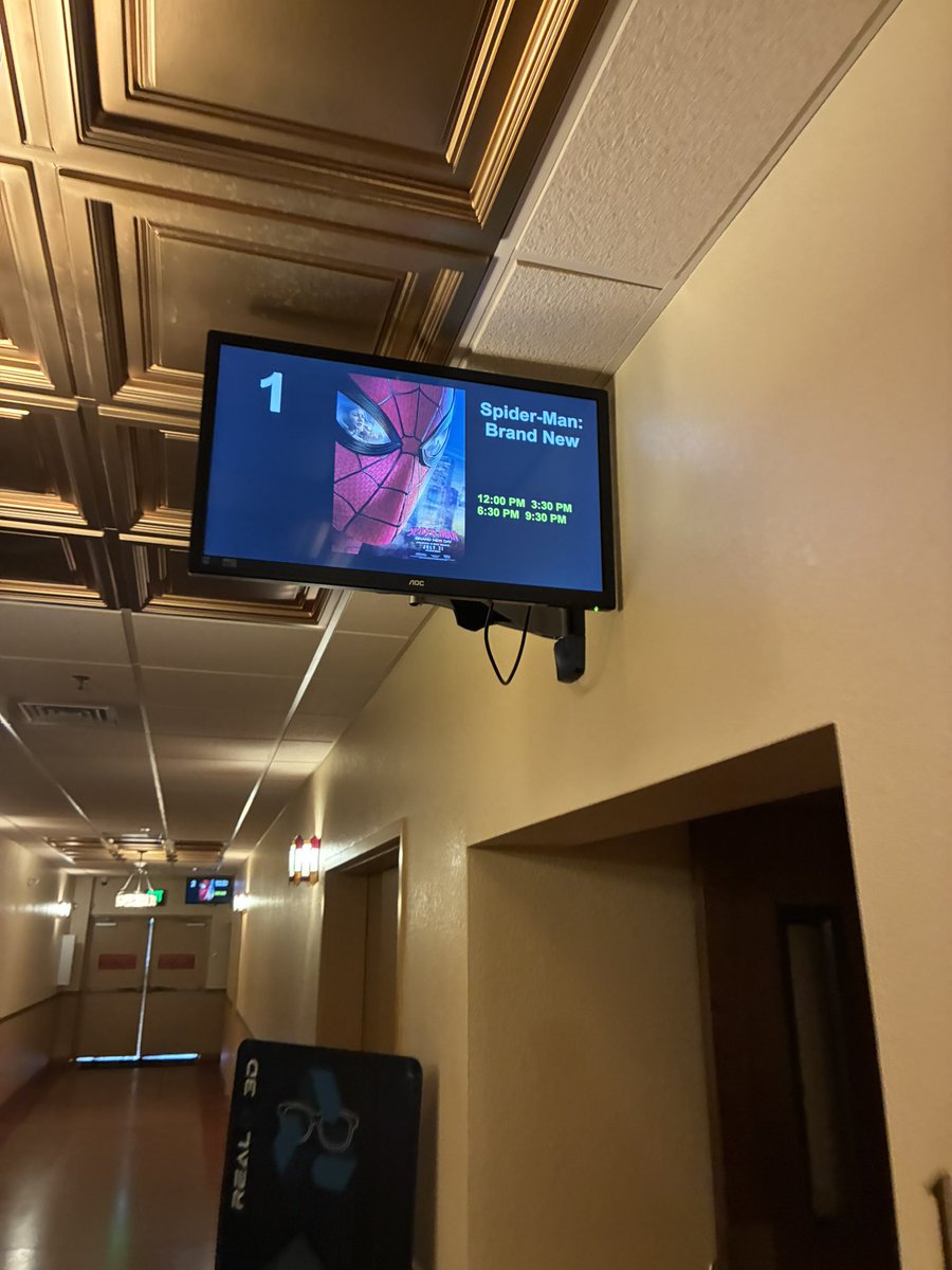 art_stapleton's tweet photo. Spider-Man: Off Day https://t.co/t4sNZtyU9R