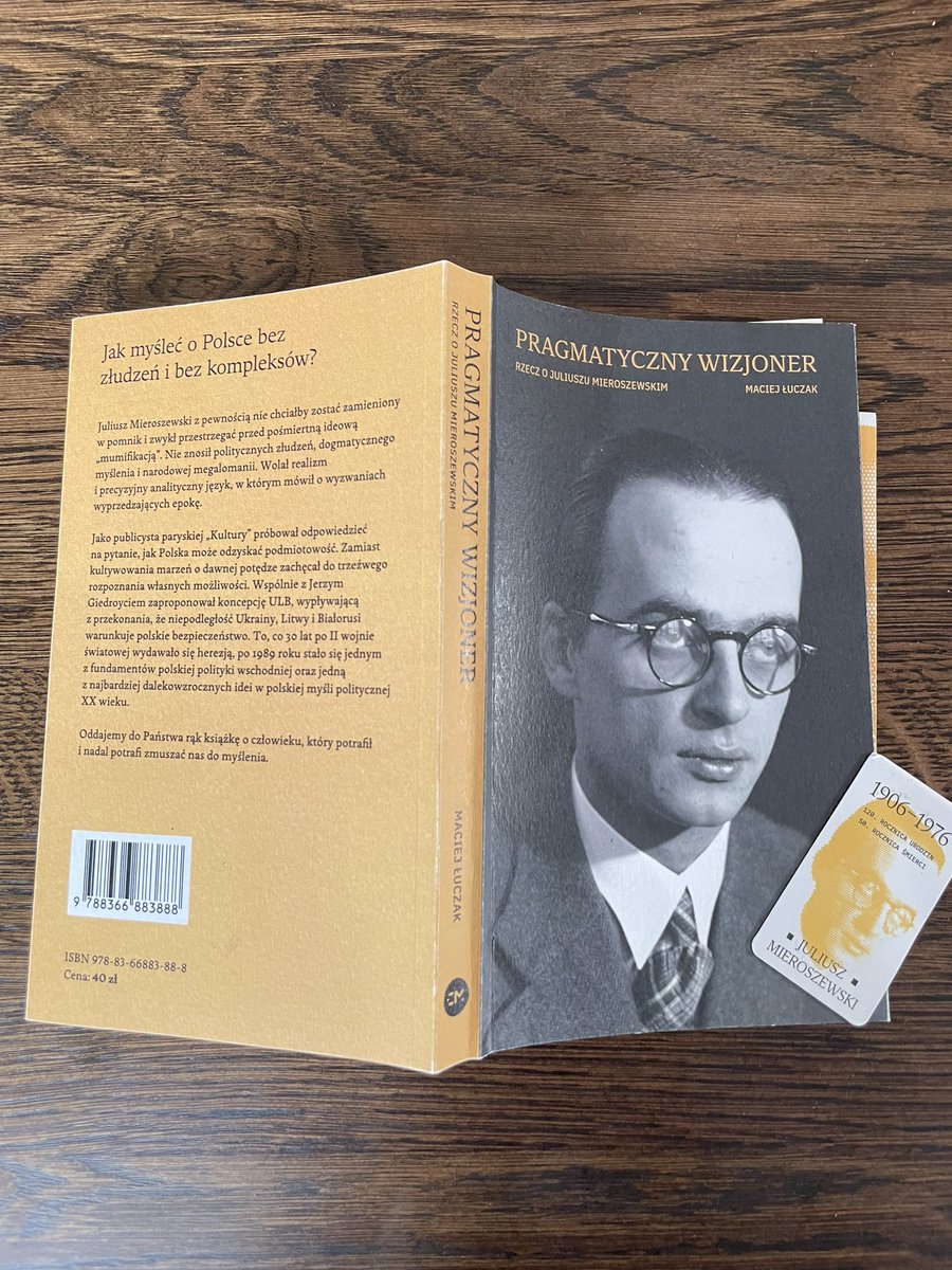 SlawomirDebski's tweet photo. Świetnie napisana książka! Bardzo ciekawy wstęp @E_Wyciszkiewicz. Jesienią szerszej omówię w @GroundZeroPL ale już dziś bardzo polecam! https://t.co/y0UixqpKOt