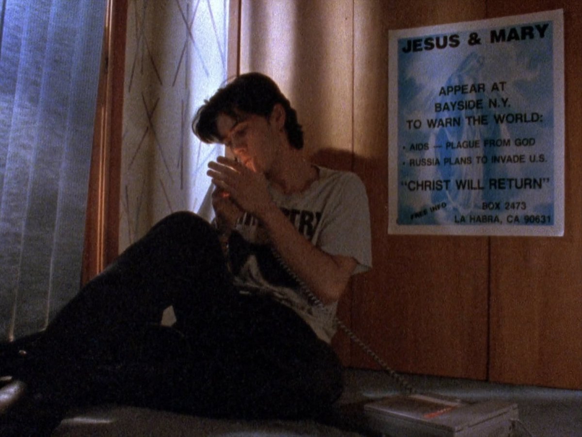 vooniin's tweet photo. totally fucked up (1993) dir. gregg araki https://t.co/EaTkyxHHHQ