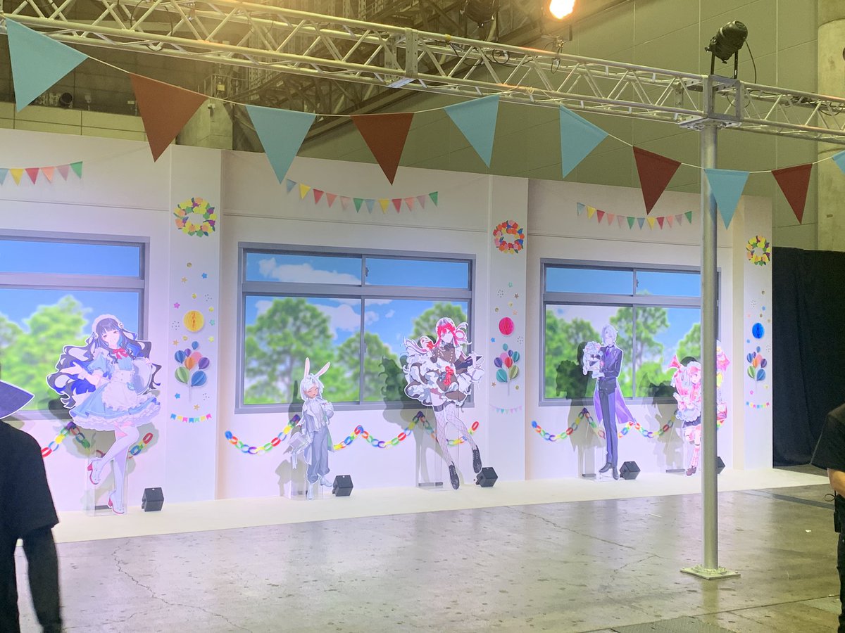emiya26's tweet photo. 今年もFGOフェス現地参戦してきたぜ！
元弓道部として弓のアトラクションだけは見逃せない
あとは例年通りチャレンジクエスト決勝観戦、ギルガメッシュ宝具5欲しいなー https://t.co/QZKje8VLVT