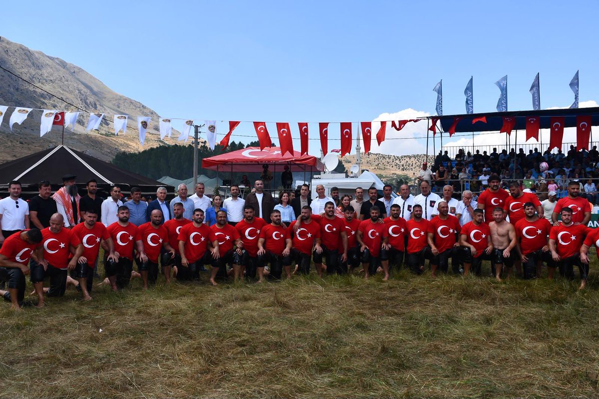avmustafakose's tweet photo. 📍Alanya / Gökbel Yaylası

Bu sene 20’cisi düzenlenen Geleneksel Gökbel Festivali’ne ve Er Meydanı’ndaki Gökbel yağlı güreşlerine katıldık. Organizasyonlara emeği geçenlere teşekkür ediyoruz. https://t.co/ydVgx1atqd