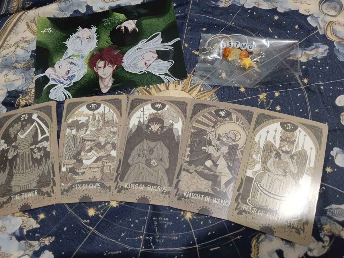 Aoi2209's tweet photo. Petjah telor hari ini bisa narotin anak2 @wearemagniv 🤧
Semoga bisa terhibur ya guys.
Gils, seneng banget.Bisa ketemu MagniVerse yg baek2 pada ngasih freebies.Phonestrap abah dikasi @jiaajiayou_
Staffnya juga bae2,W staff san ❤
Otsu #MagniV #MagniVerse #Joryu See u next time~