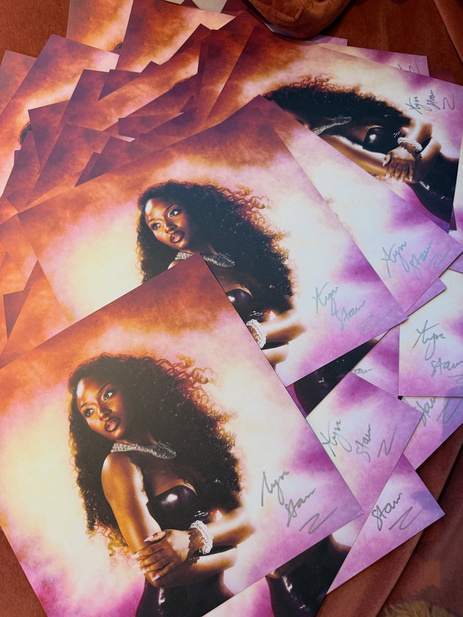 MavinRecords's tweet photo. It’s officially STARRGIRL month! 12 days until the album.
What are you most excited for? https://t.co/7IRSlUzuha
