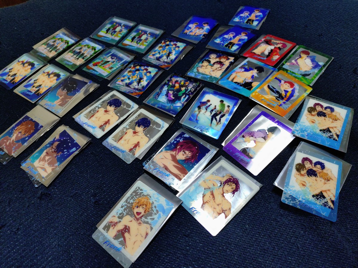 retwoko's tweet photo. いい加減寝なきゃだけど
辛坊たまらんでクリカ開封
30枚にしてダブり7枚ホロ0枚
ダブってしまったのは交換かな
ソロ遙さん割と来たので良かった https://t.co/dbgc04zGuU