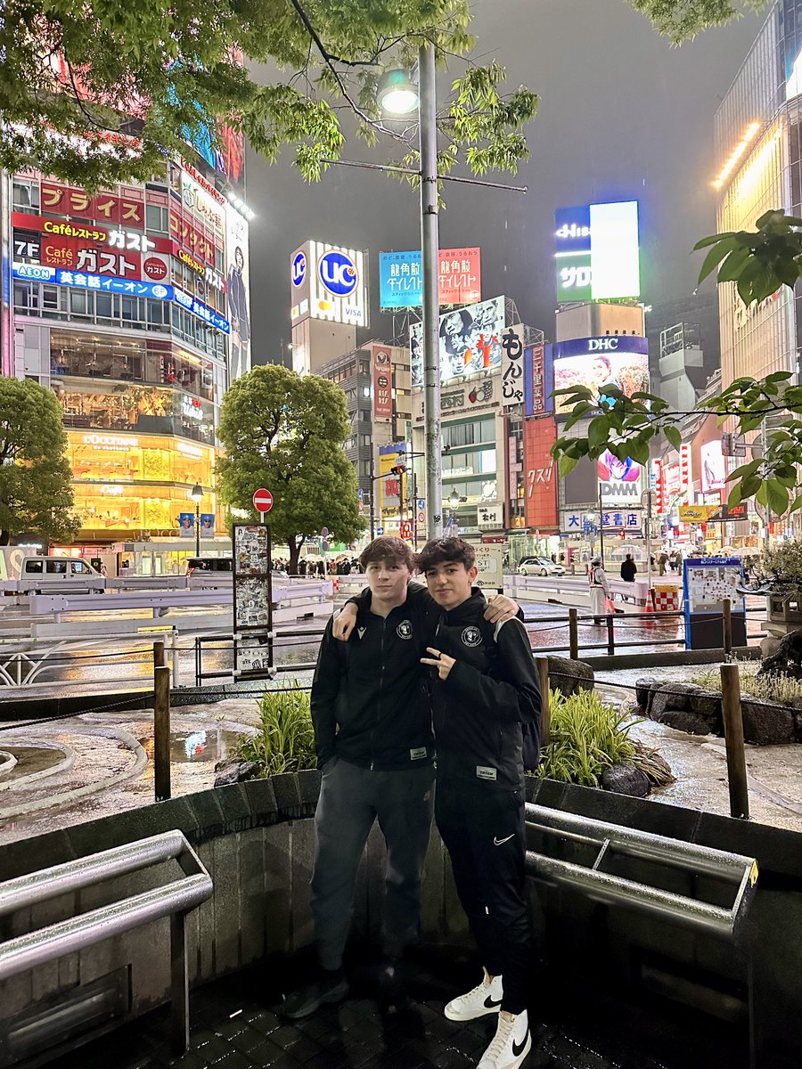 Maru_bs1's tweet photo. We going back to Japaaaan, qualified again to the world finals 6/6 💚🇯🇵  every single year with Maury and Totem having faith until the end, thanks to everyone who always believed in us no matter what #GoTotem https://t.co/WlvdUYX6KH