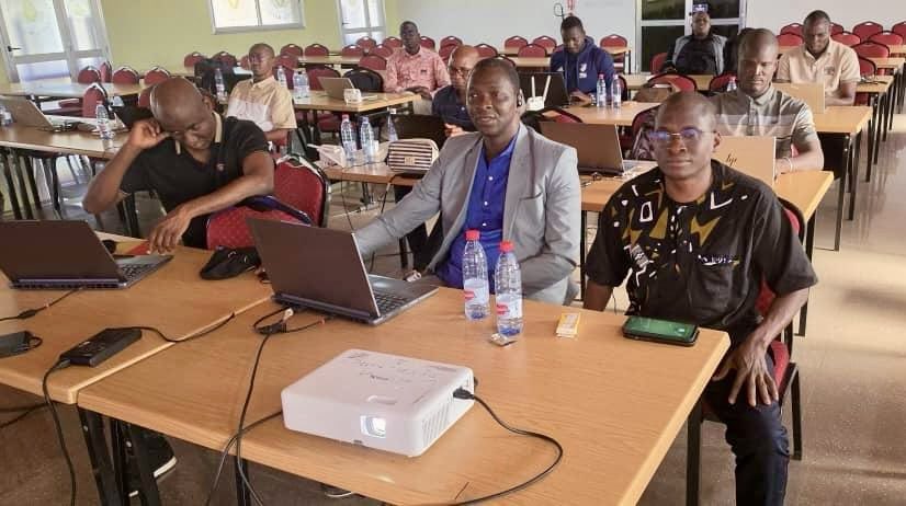 INSGN224's tweet photo. ATELIER D'ÉLABORATION DES SYNTAXES DE PRODUCTION DES INDICATEURS D'ANALYSE DU RGPH-4
 #RGPH4 #INS #Guinée224 

https://t.co/1AUkcHvfUq https://t.co/tbrJewgmPh