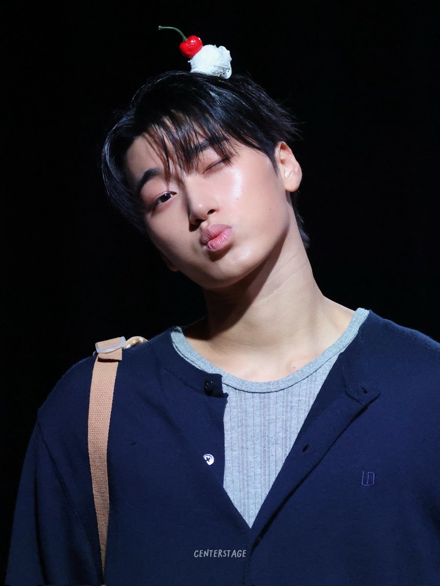 san_ssoherb's tweet photo. 우리애 어디까지 유명해진거예요???? 그니까 여기저기 좀 불러줘라 제발 https://t.co/VClbSkGCQ1