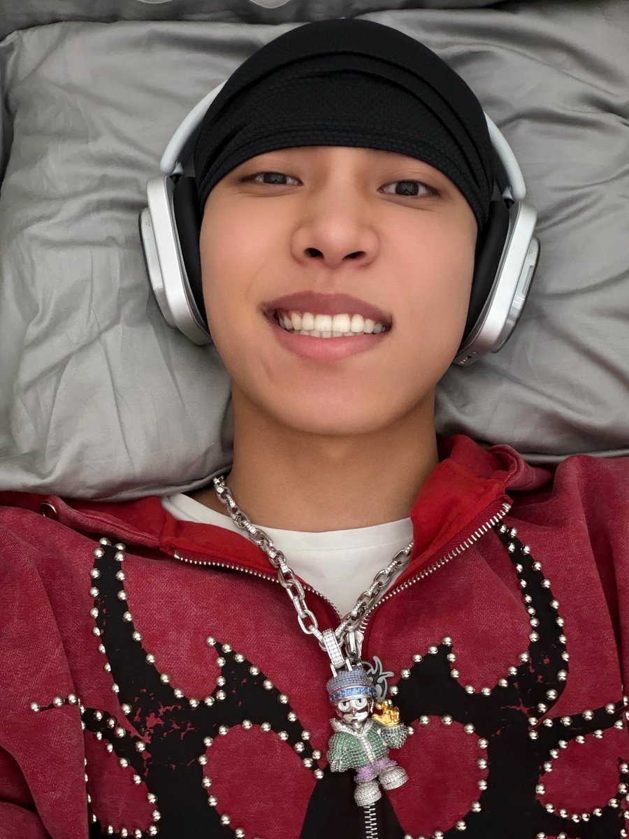 khielzyn's tweet photo. #LimaRyulBU for September boy 💃🏻
Day 2: top 3 selca RYULL!?????
jujurr bingung tapi menurut akuuu ini
dia nih kalooooo selcaaaa pinterrr bangetttt
izin tag mootss @sk4sho_ @Love4shoville @irulmaniamantap https://t.co/bl7jjqn4kY