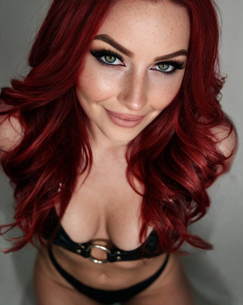 LexiBlackUK's tweet photo. Consider this your Sunday reminder that confidence looks different on everyone. πΈ
What one is your fav?
#SundayPhotoshoot #StudioPhotography #PortraitPhotography #Redhead #RedHair #Freckles #AlternativeModel #UKCreator #ContentCreator #Photography #ModelLife #Editorial #Portrait #Creator #SundayMood #LexiBlack #LinkInBio #Confidence #Aesthetic #Photoshoot