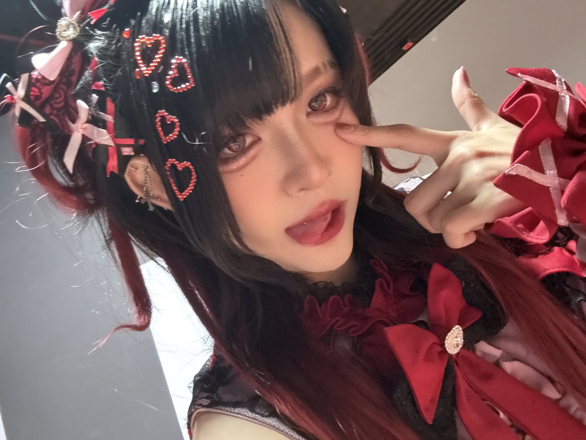 summerhatobito's tweet photo. เม่อนอนหลับฝันดีละคับ ในฐานะคนชอบสีแดง❤️😭 https://t.co/uYl5hHdUYo