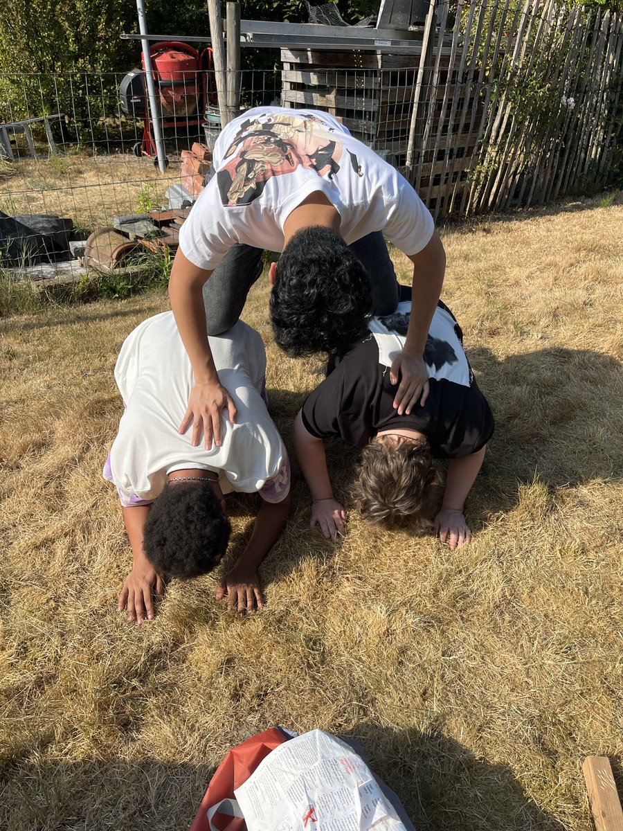 LeptiAdri610863's tweet photo. Le genre de merde que tes potes vont faire quand t’es le seul à avoir le permis https://t.co/jHrby3o1IA