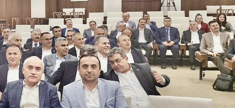 mehmetaksoy1972's tweet photo. Sayın Bakanımız @ibrahimyumakli 
 başkanlığında iki gün boyunca Bakan Yardımcılarımız,@AhmetGumen 
@ahmtbgc ve Genel Müdürlerimiz, Bakanlık bürokratlarımız ile verimli bir toplantı yaptık.Toplantının ve alınan kararların Ülkemiz ve Tekirdağımıza hayırlara vesile olmasını diliyorum. 
@TCTarim @Bugemtr @TR_HAYGEM @trgmresmi @tarim_sigortasi 
@Tekirdagtarim 
@recepsoytrk2 
@tekirdaggovtr