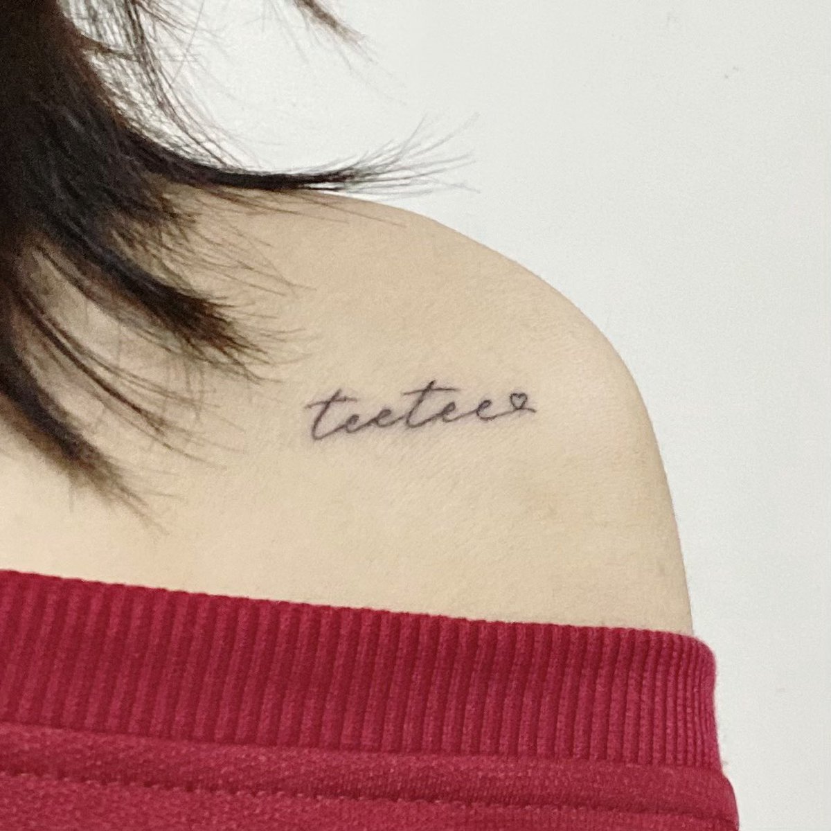 nanghsuhaneul's tweet photo. Just like I promised, I finally got Tee’s name tattooed. It’s not just a name on my skin, it’s a reminder of how much he means to me and how much happiness he has brought into my life. I’ll carry this little piece of love with me always 🫶🏻🤍✨

⋆. 𐙚˚࿔ @twnpich 𝜗𝜚˚⋆ https://t.co/tigdH3gkUh