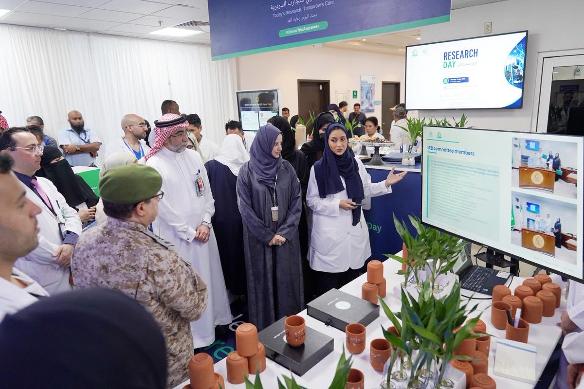 mirvatalasnag's tweet photo. Our "Clinical Trial Awareness Day" was one of the more popular events. I truly didn't expect the enthusiasm from all the participating departments

Our administration's support gave us the momentum needed & we have more projects in the pipelines @fayezbaraah @AdeelahQattan @AlbutiHala 

Our patients are the cornerstone of any scientific progress & I am touched by their commitment. Ultimately progress is only possible through volunteer participants that permit us to find safer & more effective novel therapies for the future

إلى جميع المرضى الذين يشاركون في الأبحاث الطبية…

شكرًا لكم، فأنتم الشريك الحقيقي في التقدم العلمي. إن مشاركتكم لا تسهم فقط في تطوير المعرفة الطبية، بل تساعد أيضًا في تحسين الرعاية الصحية وابتكار علاجات أكثر أمانًا وفعالية للأجيال القادمة.

كل دراسة ناجحة تقف خلفها ثقة مريض، وكل اكتشاف علمي يبدأ برغبة شخص في المساهمة من أجل مستقبل أفضل.

نثمّن ثقتكم، ونعتز بمساهماتكم، ونؤمن بأن المرضى ليسوا مجرد مشاركين في البحث العلمي، بل هم القوة الدافعة التي تجعل التقدم ممكنًا.

شكرًا لكم لأنكم تصنعون الفرق، وتساهمون في بناء مستقبل أكثر صحة للجميع.

#البحث_العلمي #المرضى_شركاء_في_البحث #الابتكار_الطبي #الرعاية_الصحية #التقدم_العلمي