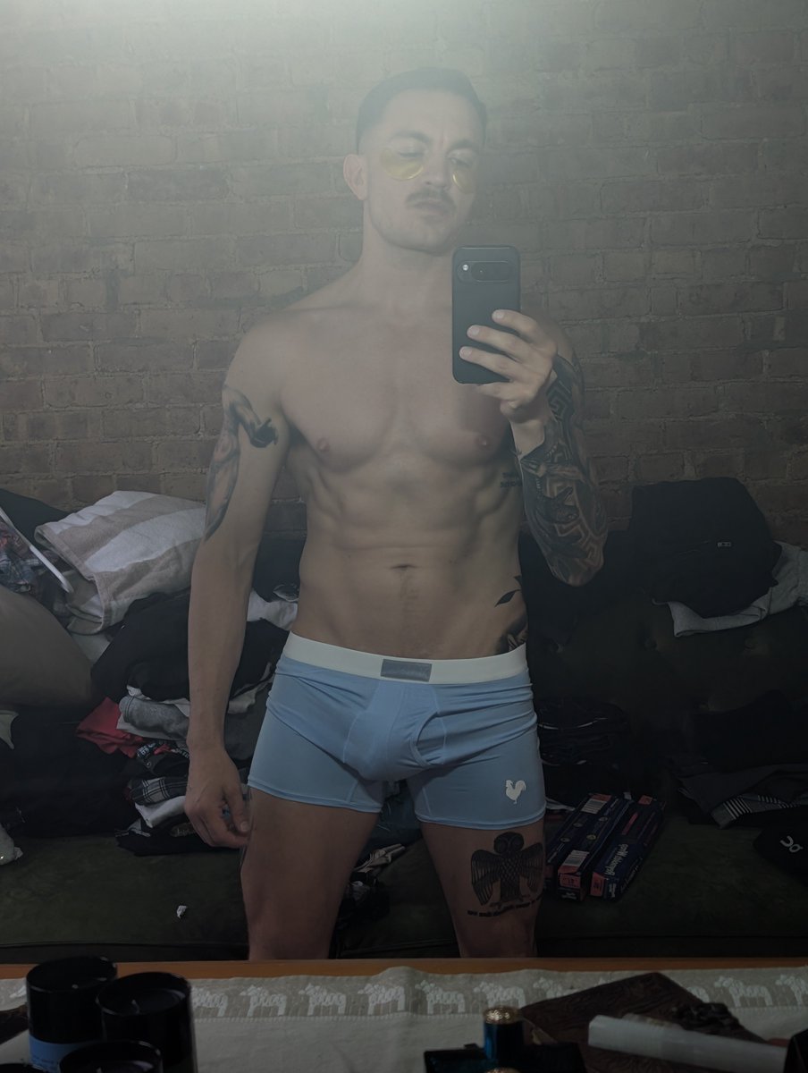 disciplined_dy's tweet photo. Back to our regularly scheduled program...
#offtowork #selfcare #mensunderwear #newyorkfitness https://t.co/x74zIEq2bb