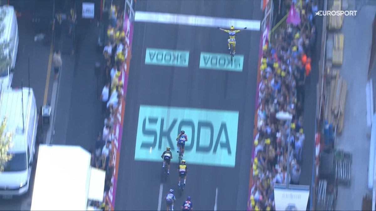 LeGruppetto's tweet photo. Impressionnante de facilité, Lorena Wiebes (SD Worx-Protime) s'offre un 7e bouquet d'étape sur le Tour de France.

La Lidl-Trek prend la 2e place avec Elisa Balsamo. Sa coéquipière Riejanne Markus a été reprise juste avant le sprint, elle qui était sortie à 39km. #TDFF2026 https://t.co/n1JixanvSP