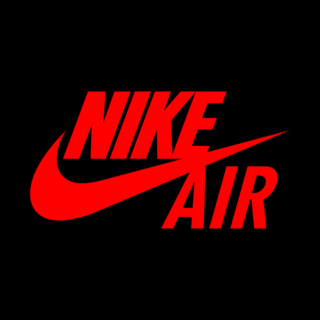 JustFreshKicks's tweet photo. FIRST LOOK: Air Jordan 4 Retro "Bred" 🌹

• November 28th
• MJ Face Box
• OG hangtag
• $230 https://t.co/g68AqZhDpO