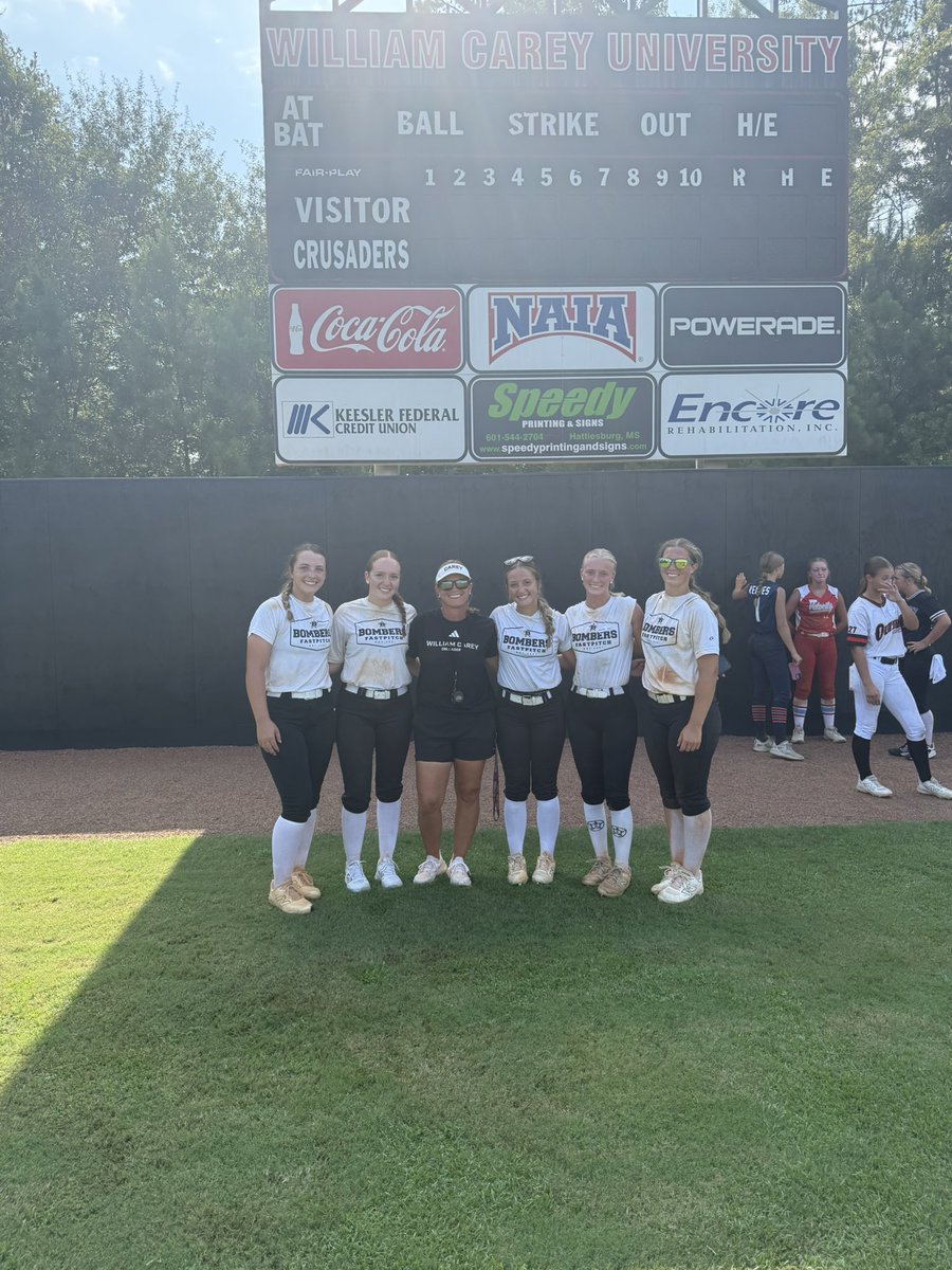 Bristol_Jones28's tweet photo. I had such a great time at William Carey yesterday! Huge thank you to @CareyCoachHogue and @HannieB08 for having me back! I can’t wait to come back again! 
@careywsoftball 
@msbombers_gc https://t.co/wTP0tLewdb