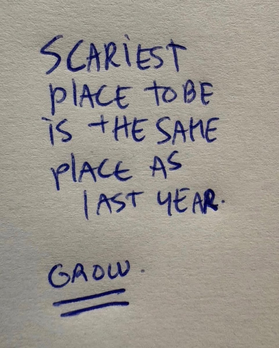 wordstionary's tweet photo. Grow. https://t.co/4pOSs2FOt5