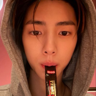 tian tweet media