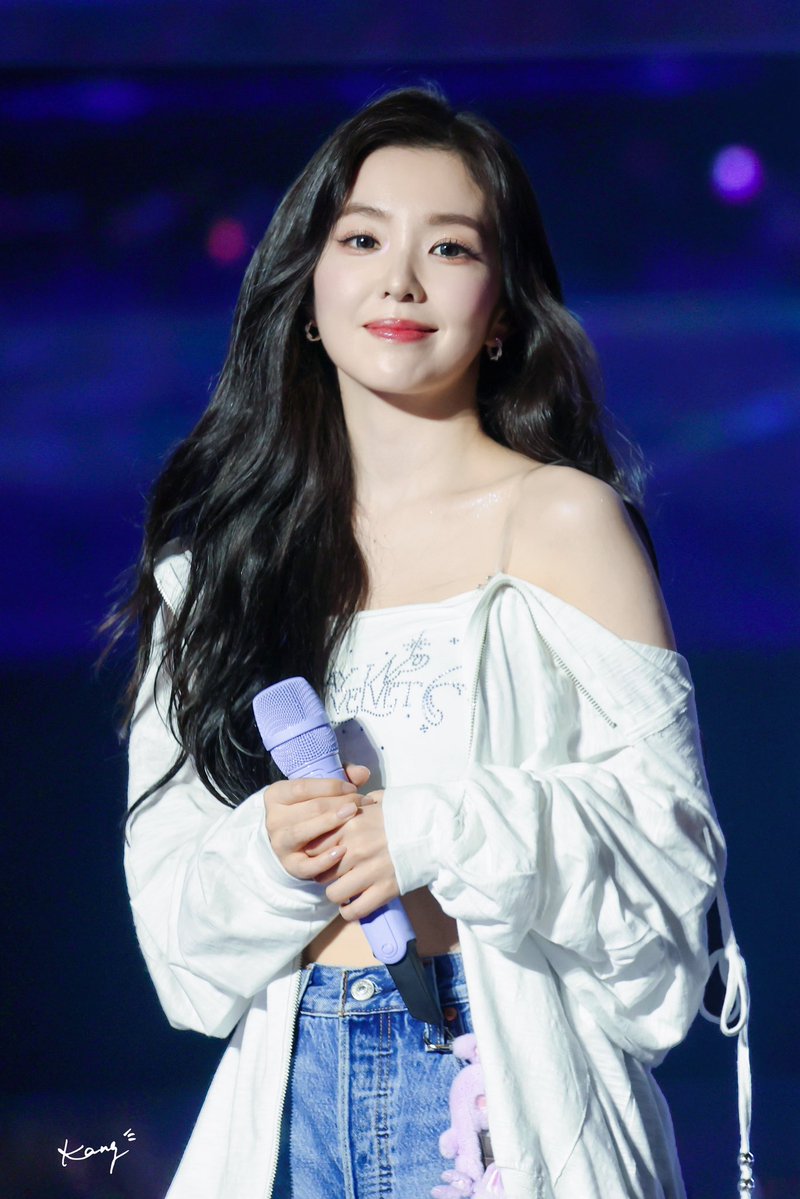 KangLeslie_'s tweet photo. 20260802  <A Day in Red &amp; Velvet> Day3

🥰

 #IRENE   #아이린 #RedVelvet https://t.co/2lq9MURYKr