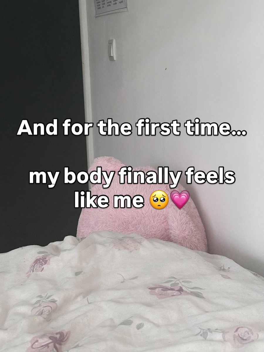 tifagirlx's tweet photo. 4 years on hormone therapy !! 🏳️‍⚧️

here’s what changed : https://t.co/9A7D6JR9TN