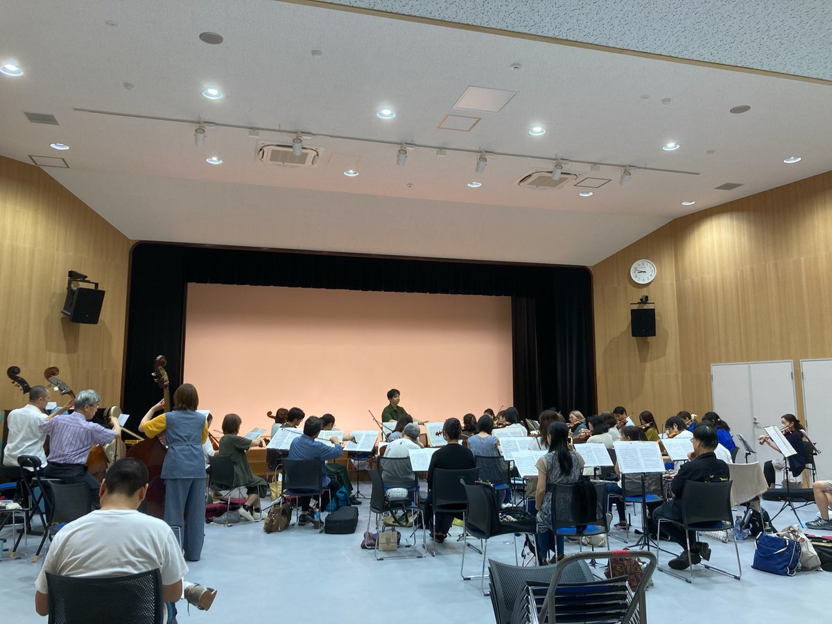 sanda_orchestra's tweet photo. 7/24はニルセン3.4楽章の合奏でした。
4楽章は陽キャのボンボンの変化に注目ですね🤭
7/31、7月最後の合奏はニルセン1.2楽章でした！
三田オケのニルセン、どんどん良くなってきています♪ https://t.co/PO07W656f2