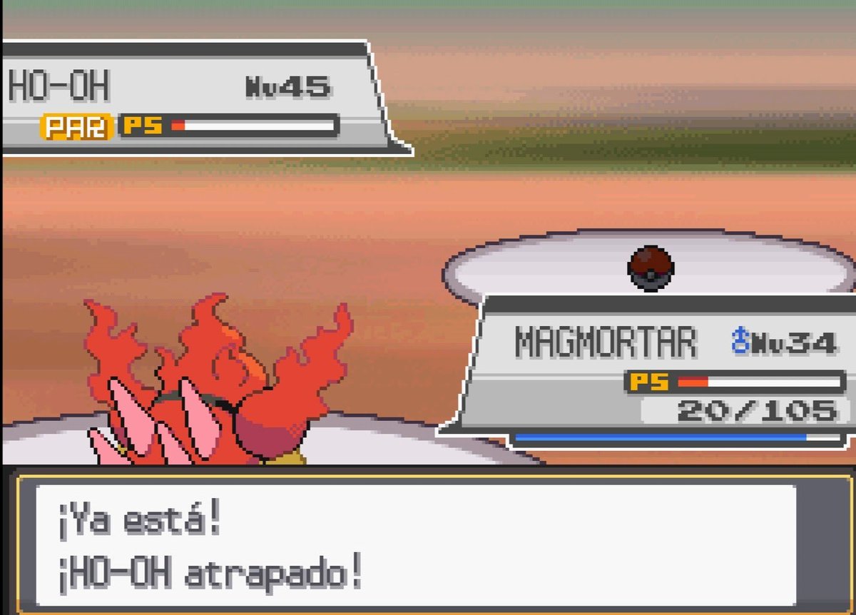 dasco333's tweet photo. No olvidar como le lance al pollo legendario más de 20 ultra balls y se dejó atrapar con una simple pokeball https://t.co/98NRDesr5w