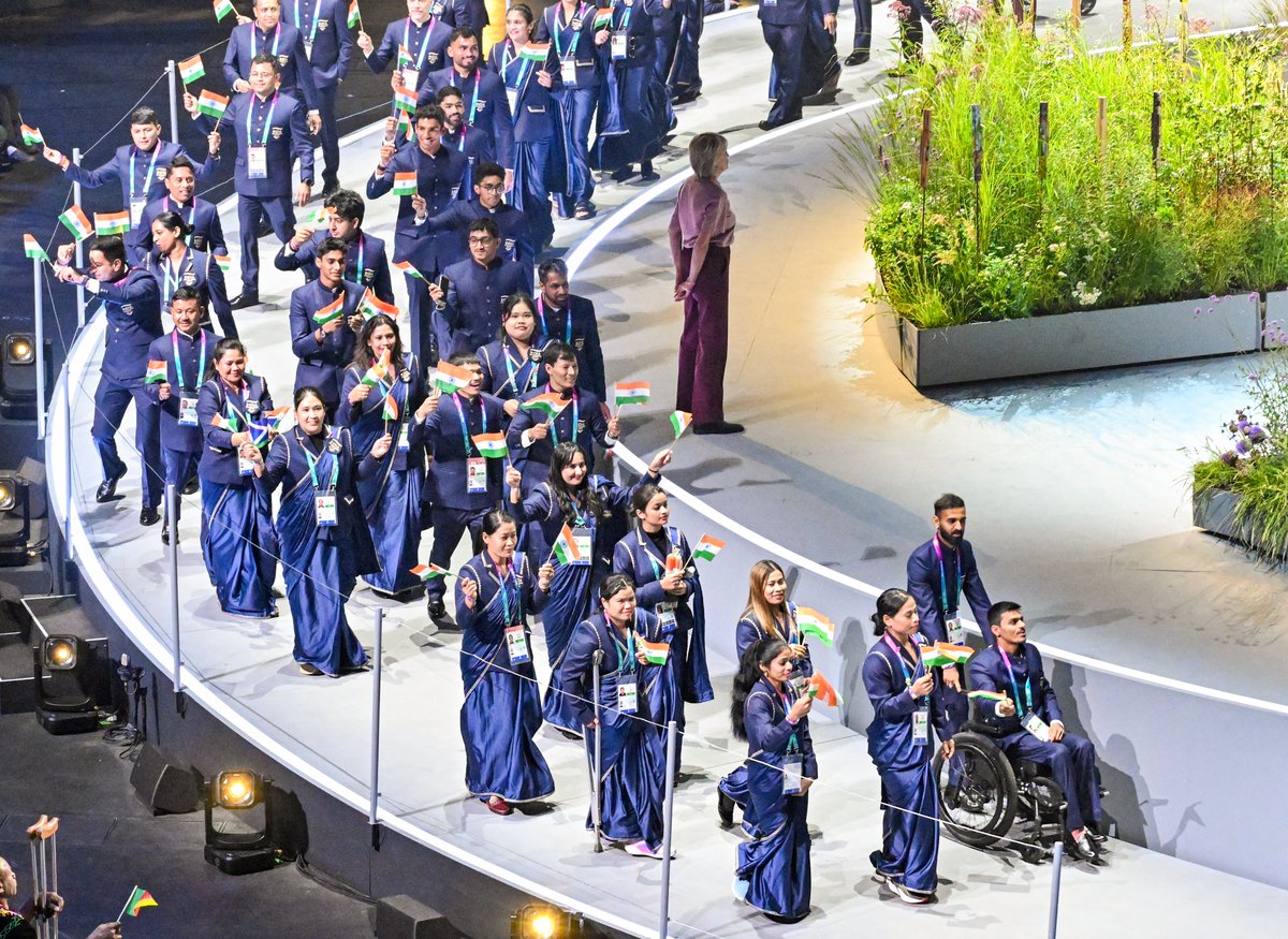 airnewsalerts's tweet photo. #IndiaAtCWG2026 ||

𝐈𝐧𝐝𝐢𝐚'𝐬 𝐜𝐚𝐦𝐩𝐚𝐢𝐠𝐧 𝐚𝐭 𝐭𝐡𝐞 𝐆𝐥𝐚𝐬𝐠𝐨𝐰 𝟐𝟎𝟐𝟔 𝐂𝐨𝐦𝐦𝐨𝐧𝐰𝐞𝐚𝐥𝐭𝐡 𝐆𝐚𝐦𝐞𝐬 𝐜𝐨𝐦𝐞𝐬 𝐭𝐨 𝐚 𝐜𝐥𝐨𝐬𝐞.

🏆 Total Medal Tally | 🎖️39 Medals

🥇 13 Gold
🥈 17 Silver
🥉 09 Bronze 

#CWG2026 #TeamIndia #CommonwealthGames 

@mansukhmandviya | @khadseraksha | @afiindia | @Media_SAI | @YASMinistry | @IndiaInScotland | @IndiaSports