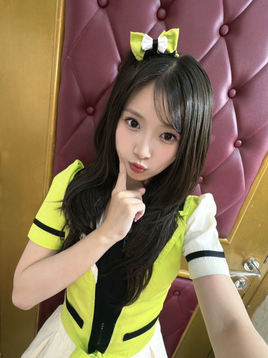 RFritzy_JKT48's tweet photo. Terimakasih yang sudah datang ke STS RNN aku hari ini!!! hati hati di jalan pulang ya semuanyaa!!<3 (long textny nyusul😁✌🏻)

#betterwithfritzy https://t.co/tDvdrbsVqt