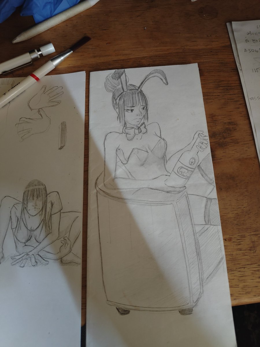 Re_Canvas's tweet photo. 🐰🍷 https://t.co/aCo7ZwCh10