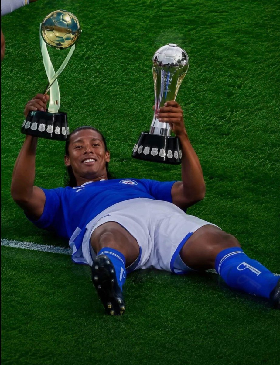 YoNoSoyElChelo's tweet photo. A mi denme 2000 veces una derrota en Jornada 3 con suplentes, pero con dos títulos en los últimos 12 partidos https://t.co/Fod1ppenC7