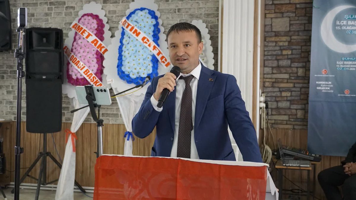 ac_kahveci's tweet photo. 📍ŞUHUT

Milletvekilimiz Mehmet Taytak, Belediye Başkanımız Muhittin Özaşkın, il ve ilçe teşkilatlarımız ile dava arkadaşlarımızın güçlü katılımıyla gerçekleştirdiğimiz kongremizin; teşkilatımıza ve Şuhut ilçemize hayırlı olmasını diliyorum.

Üç hilalimizi devralan ilçe başkanımız Kürşat Ağduk ve yönetim kurulunu yürekten kutluyorum. Görevi devreden başkanımız Ali Durmaz’a hizmetleri ve emekleri için teşekkür ediyorum. 

Birlik ve beraberlik şuuruyla; yolumuz açık, davamız daim olsun.