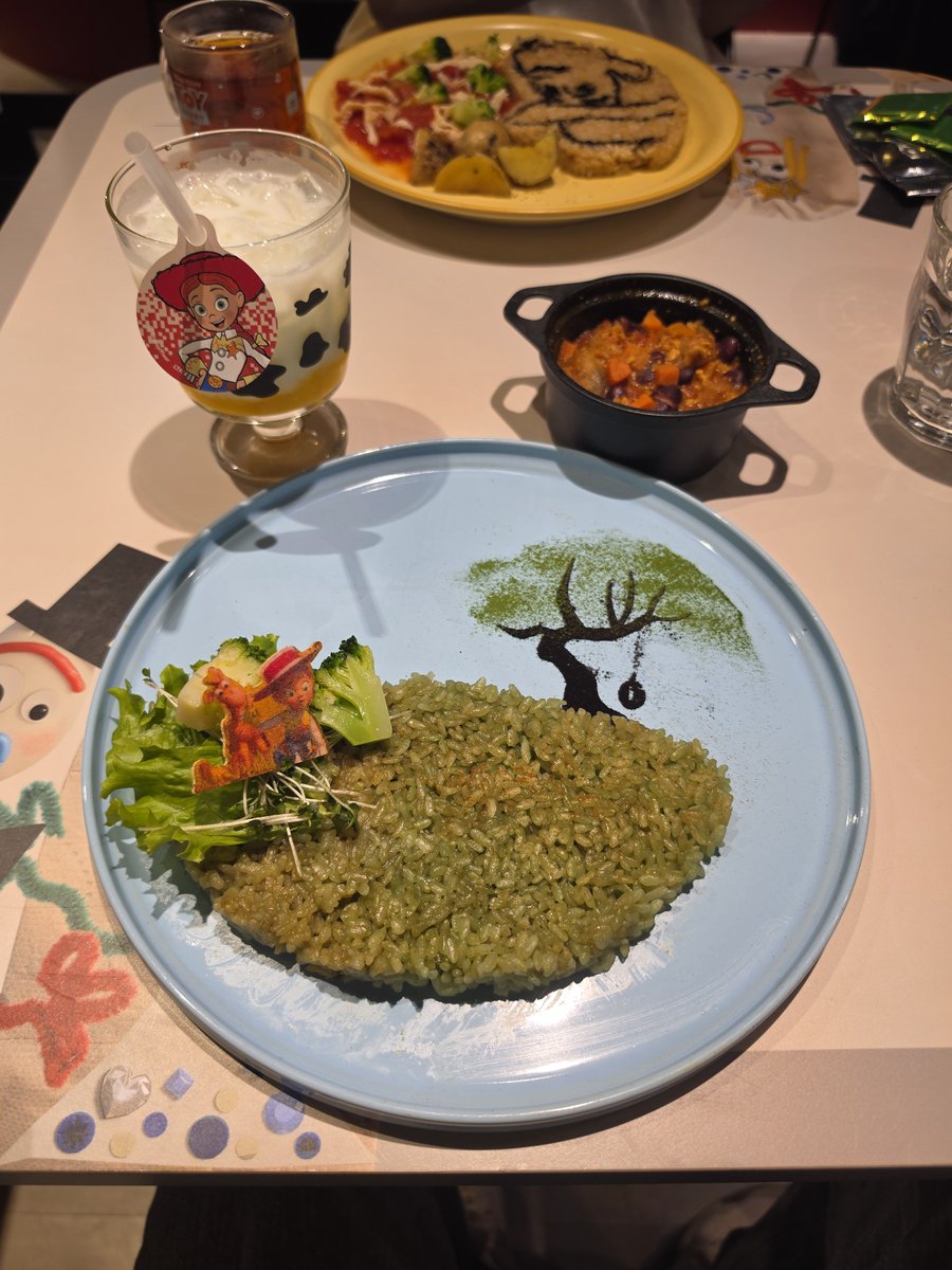 ommmmmickey's tweet photo. 東京で食べたもの https://t.co/4JsxAIUBCN