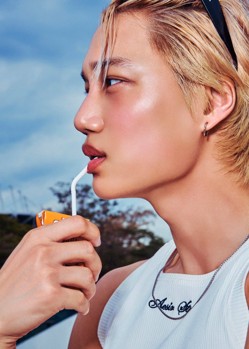 kaidiction's tweet photo. these photoshoots ATE SO BAD
genuinely some of the best i’ve ever seen https://t.co/LuXzcyydeM