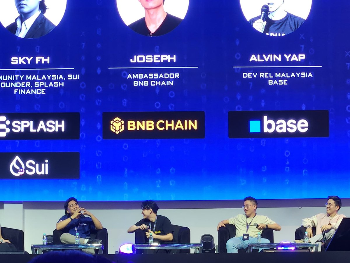 _0xJoseph's tweet photo. And... @UltraWeb3Fest has come to an end! Huge thanks for giving me the opportunity to serve as a panelist.

Still a lot to learn and improve, but I have huge appreciation for my fellow speakers @7Skyyy__, @AlvinYap510, and @divinefallacy, as well as our moderator, Giselle, for their guidance. Looking forward to more sessions like this! 🚀🫶🏻🇲🇾