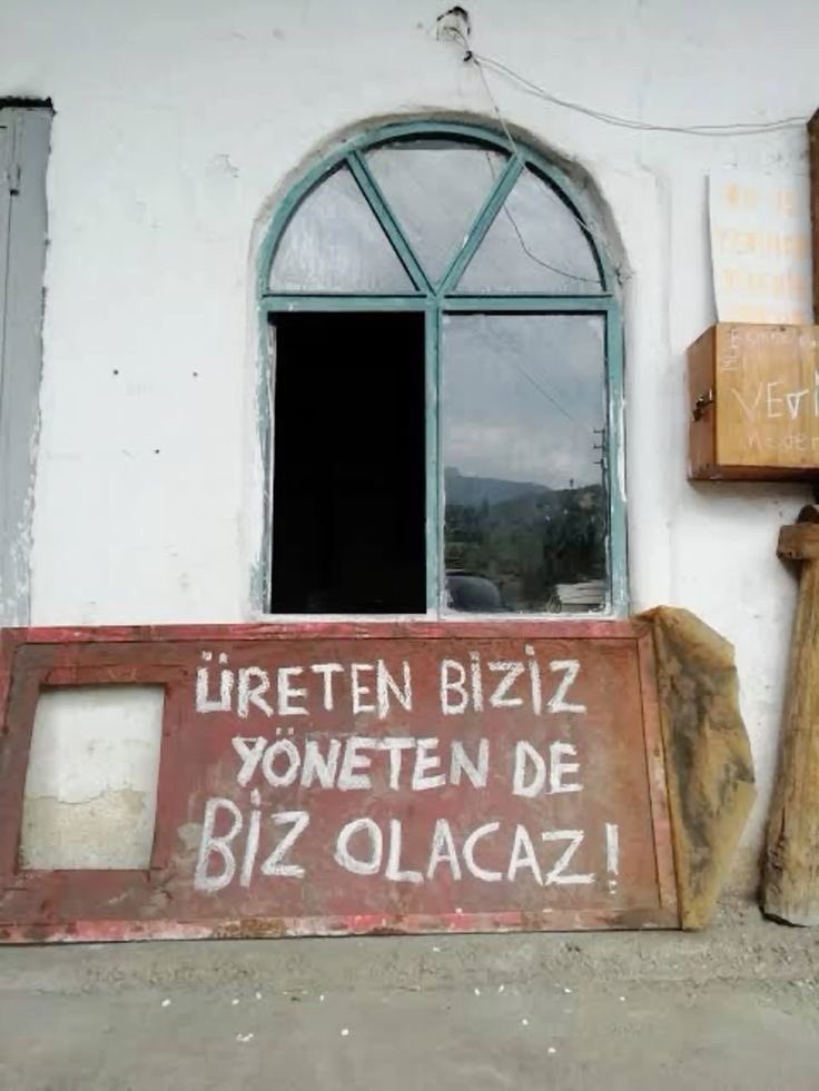 denizmanifesto's tweet photo. ✊🏻⭐️ https://t.co/XHMvDzwQgd