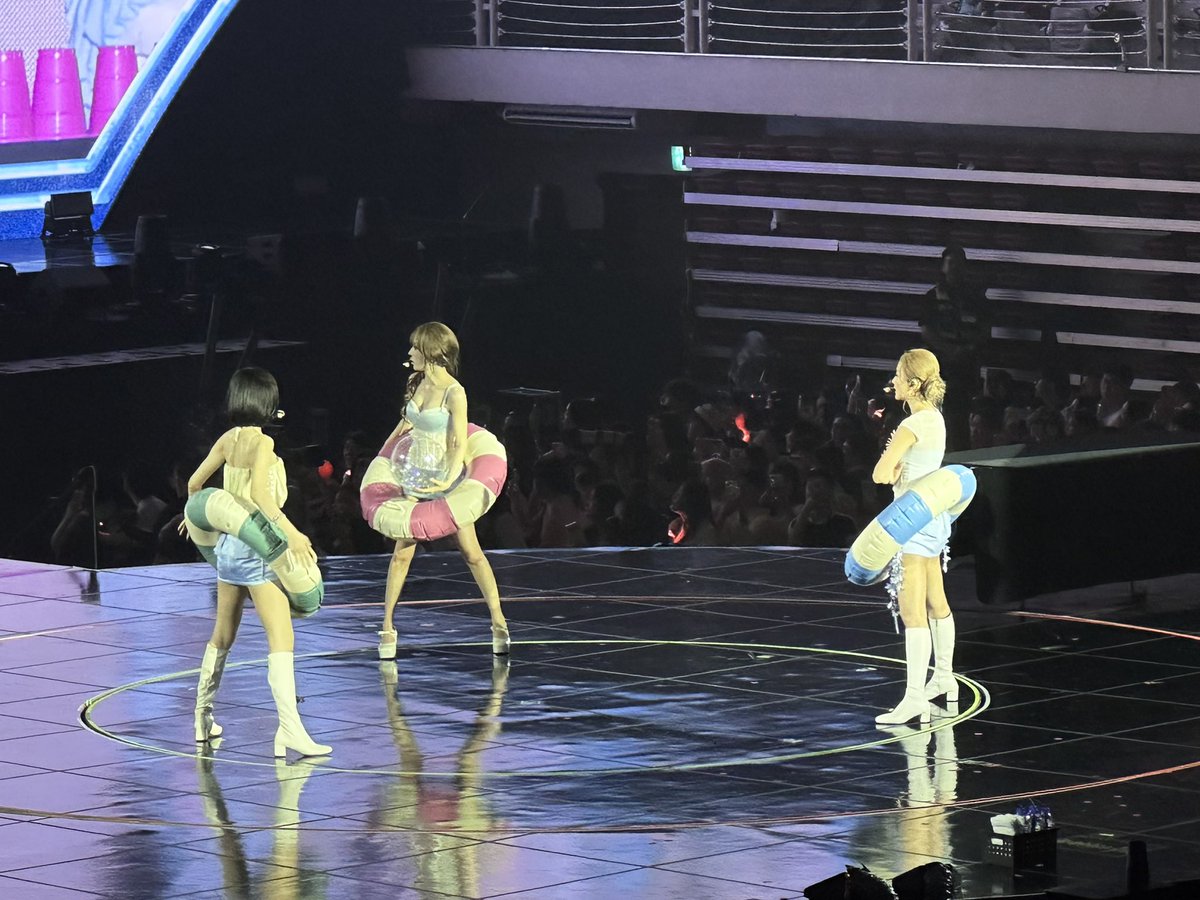 Thankswan940221's tweet photo. 로켓단 너무 비장해서 웃겼음 https://t.co/tOZbVhBbr6