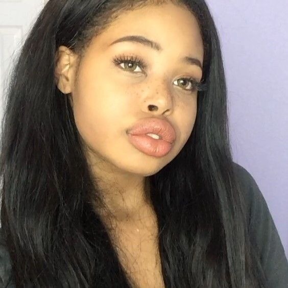 murphycharles59's tweet photo. the white mask makes her face both more and less present simultaneously. you're not sure which version is worse.
she knows you're looking. she's al https://t.co/zEpQhBxr88