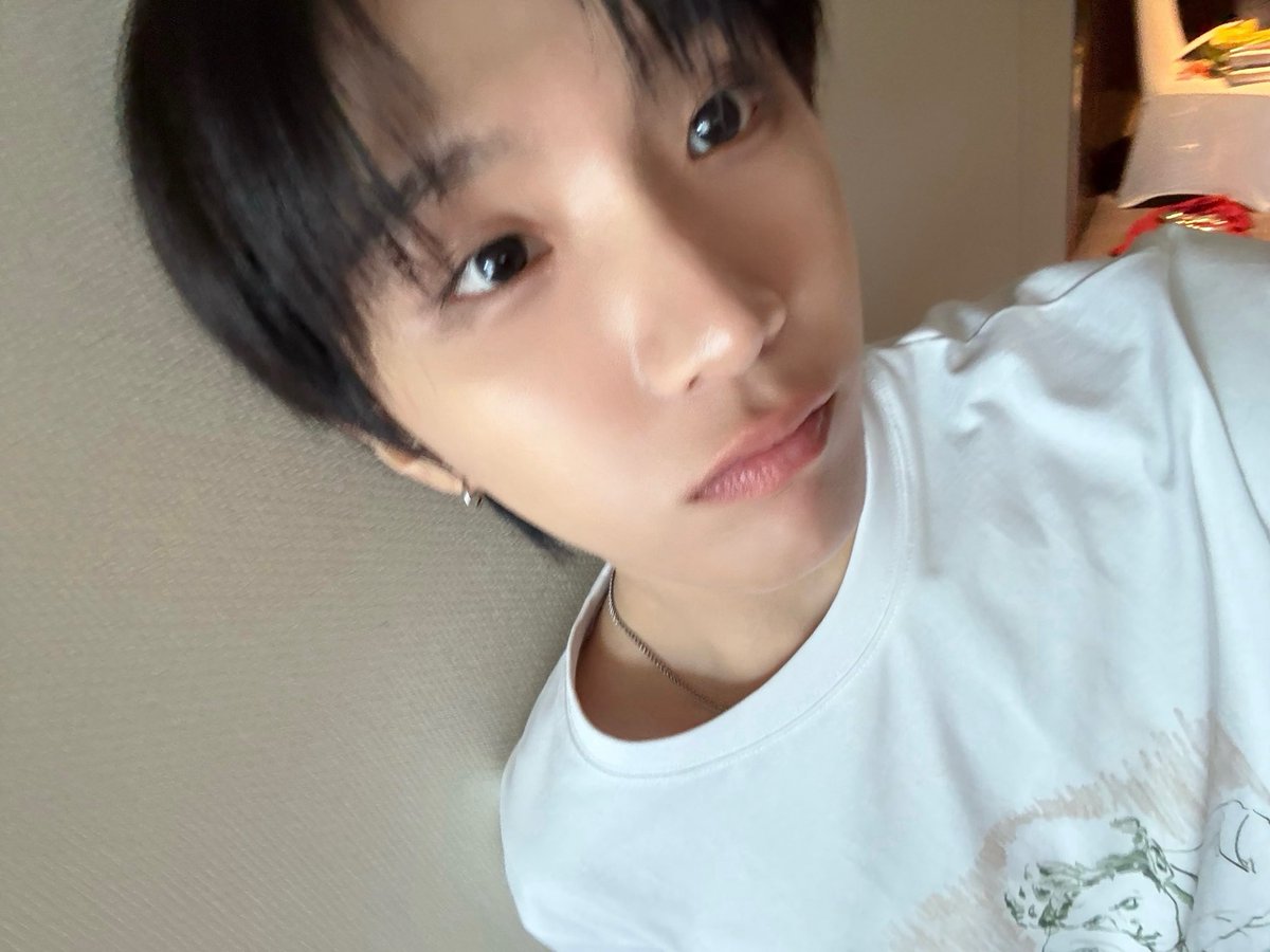 wonahuuy's tweet photo. // 3 // https://t.co/sO0QmFA6Zd