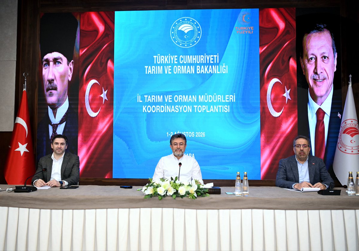 agritarimgovtr's tweet photo. İl Müdürümüz Mehmet HÜSEYİNOĞLU, Tarım ve Orman Bakanımız Sayın İbrahim YUMAKLI başkanlığında gerçekleştirilen İl Tarım ve Orman Müdürleri Koordinasyon Toplantısı’na katıldı.

@TCTarim 
@ibrahimyumakli 
@mehmethsyngl https://t.co/3ae52MW5Rx