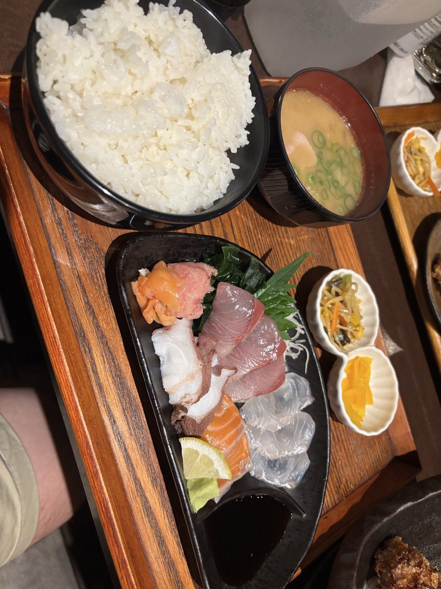 shinchanma's tweet photo. 組長おらんなったけど
組長ごちそうさまでした！😊笑 https://t.co/DErLN7OvfN