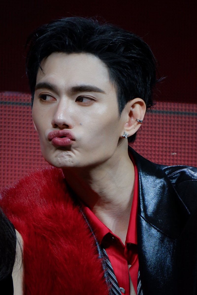 BNimmin's tweet photo. [07062026]

🖤❤️🥀 หมูหลุมน้อลเบ๊บนึเป่าาา 🥀❤️🖤

🖤  @pavelphoom ❤️

PPV FANCON DDAY

#PoohPavelSecondDateFancon
#pavelphoom #BabeCats https://t.co/iTq1LaFAYJ