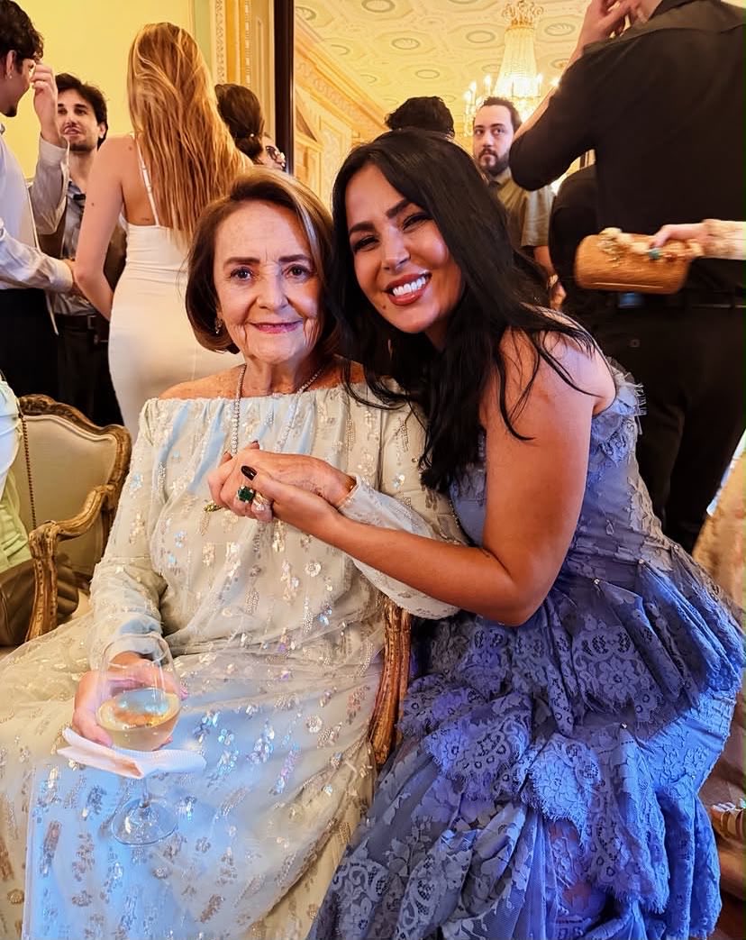 sitejaobrasil's tweet photo. MIGALHAS: Jão e Pedro Tófani estiveram presentes na festa de 90 anos de Lucinha Araújo 💚 https://t.co/eLIJW5WsQF