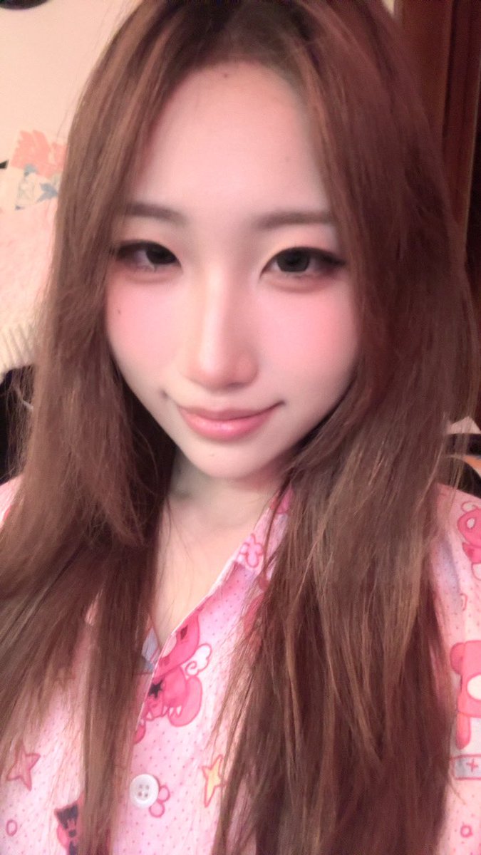 smokefreetea's tweet photo. 把这特效焊我头上来 https://t.co/mYBasaGg4y